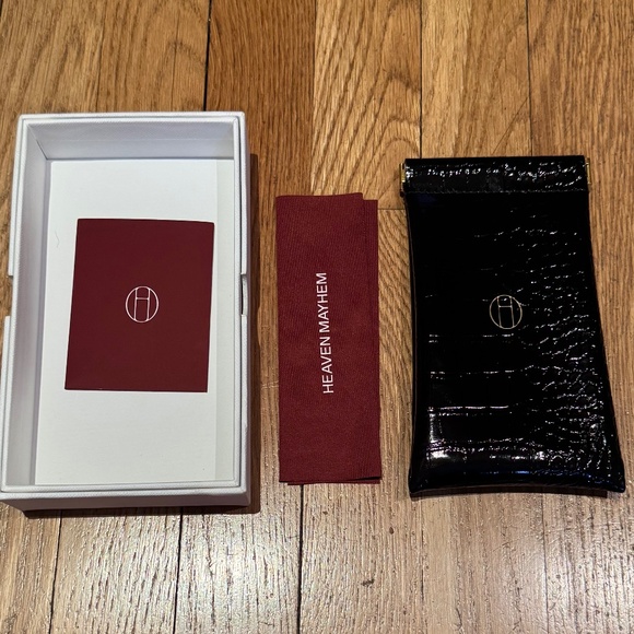 HEAVEN MAYHEM - Sloane Black Acetate Sunglasses - Picture 9 of 10